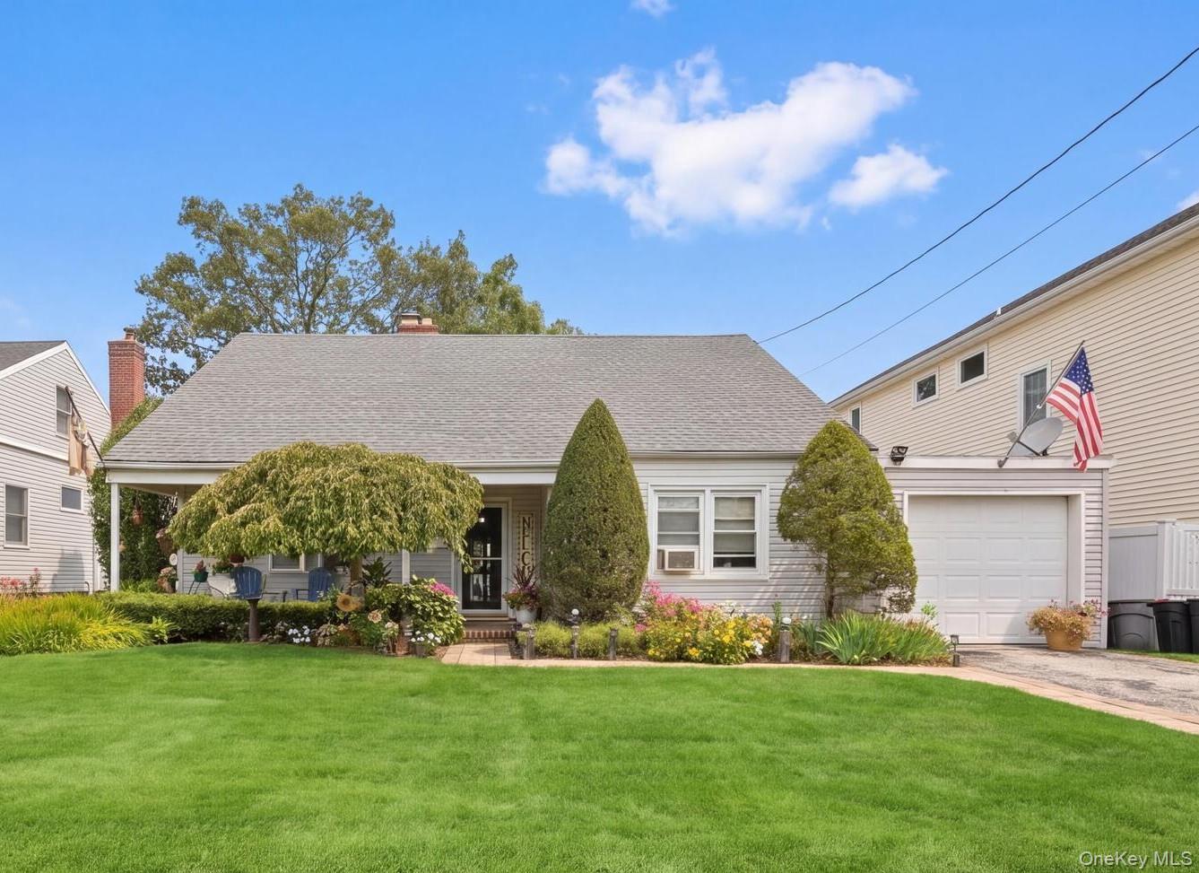 Court St, Oceanside, NY 11572