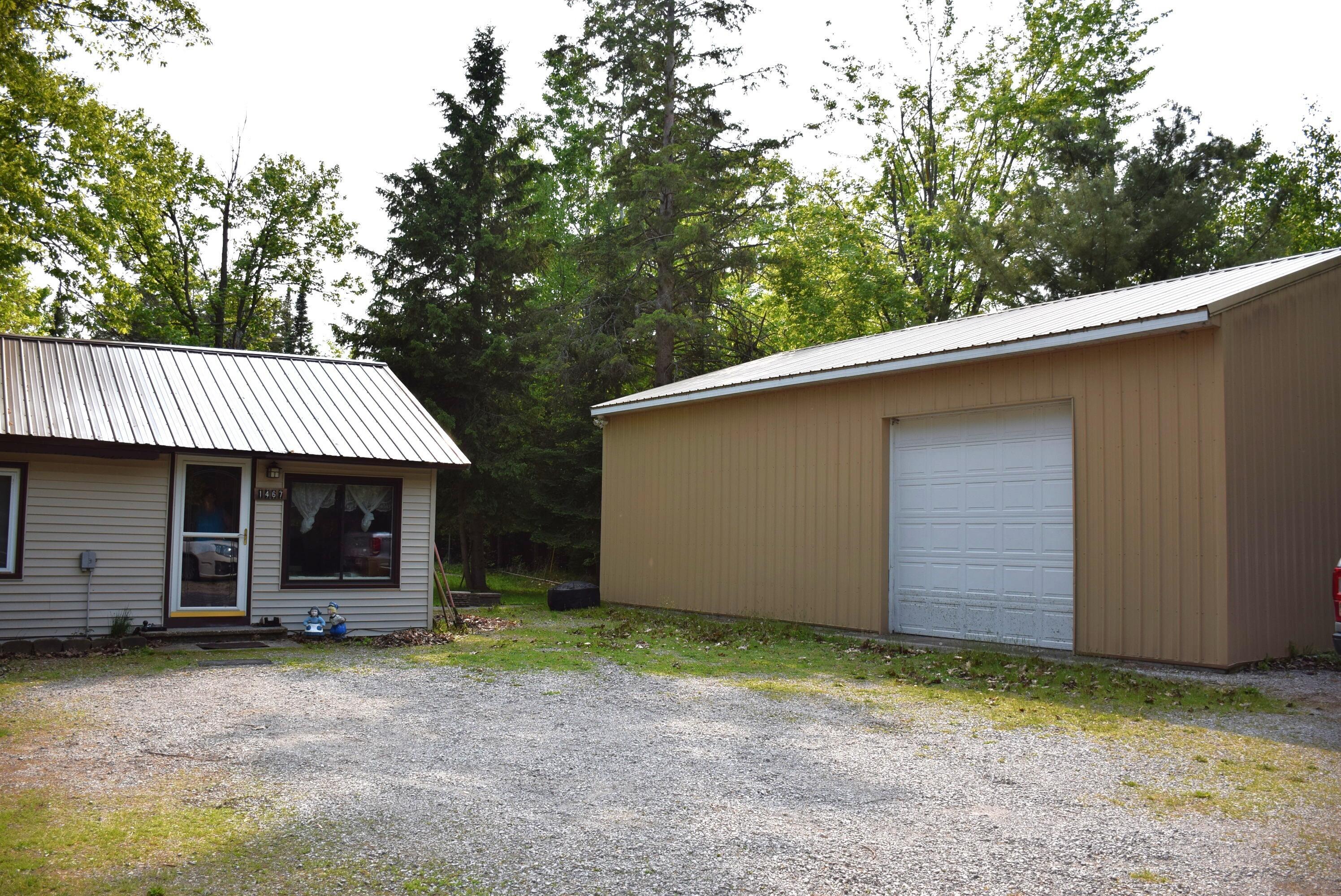 N Black River Rd, Cheboygan, MI 49721