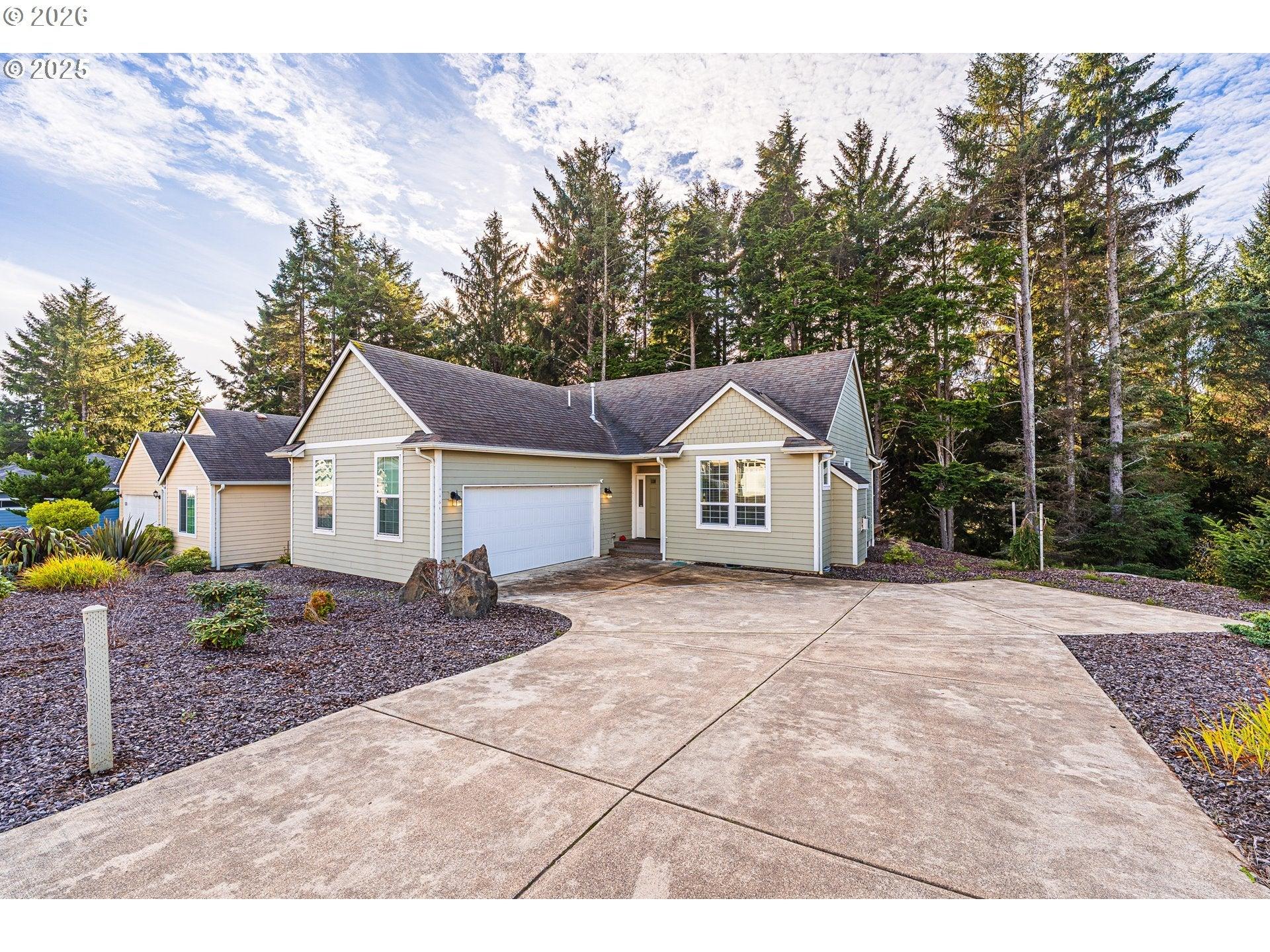 Se Inlet Ave, Lincoln City, OR 97367