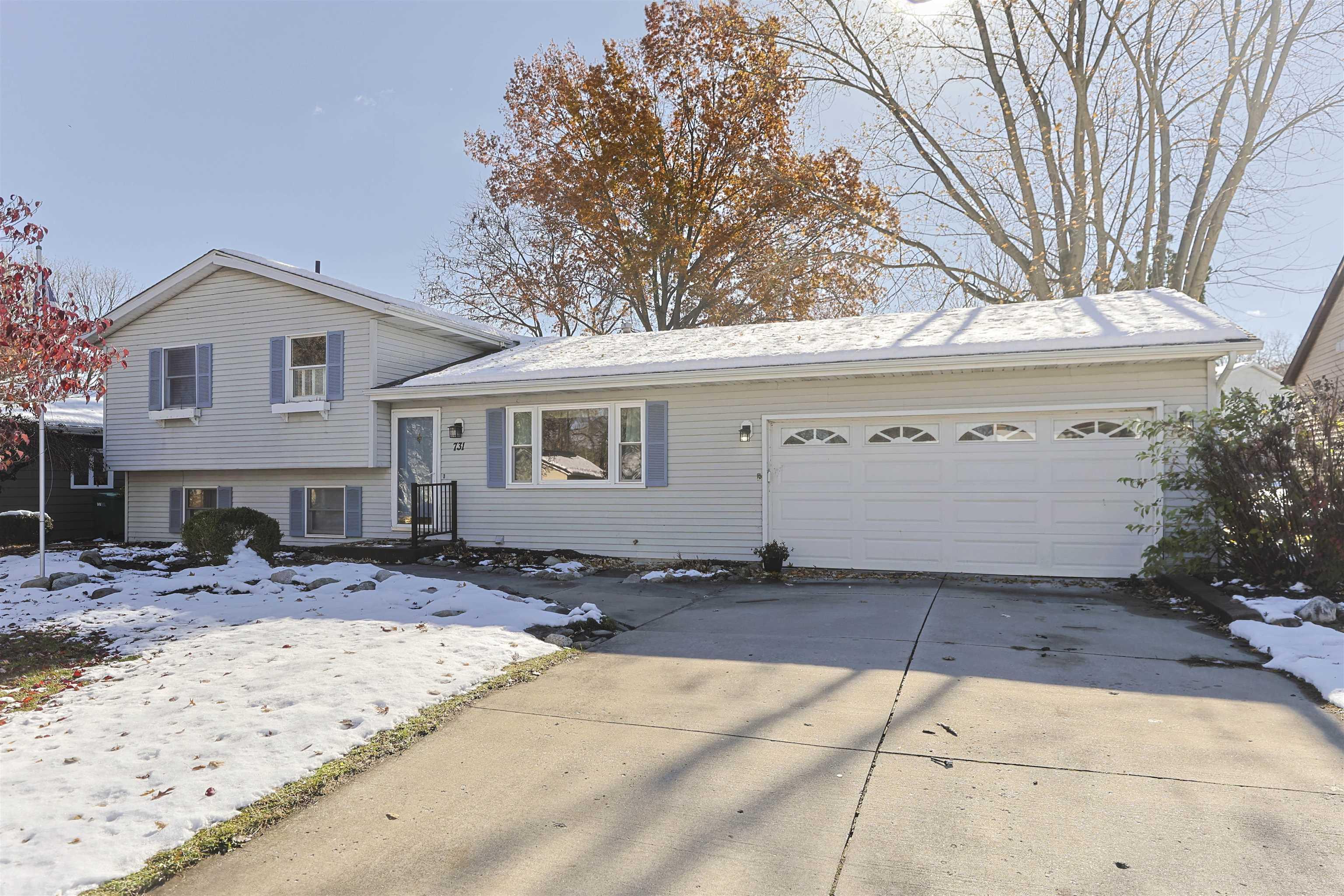 Steeplechase Dr, Mishawaka, IN 46544