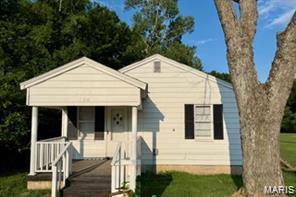 Reuben St, Sikeston, MO 63801