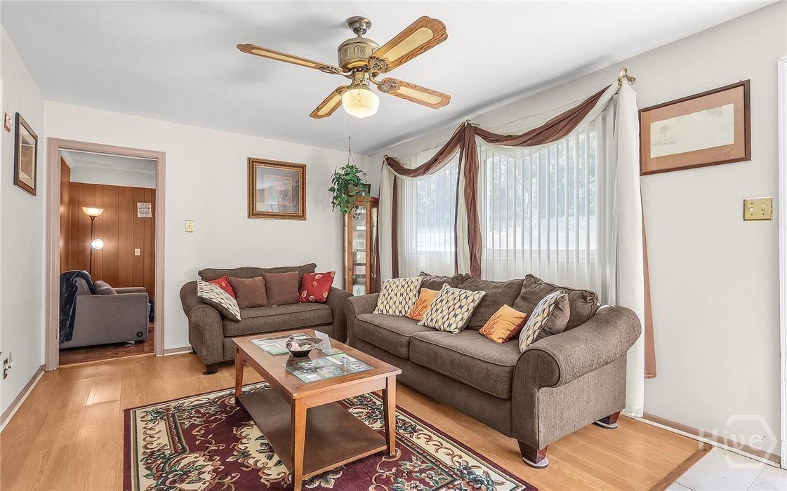 E 39th St, Savannah, GA 31404