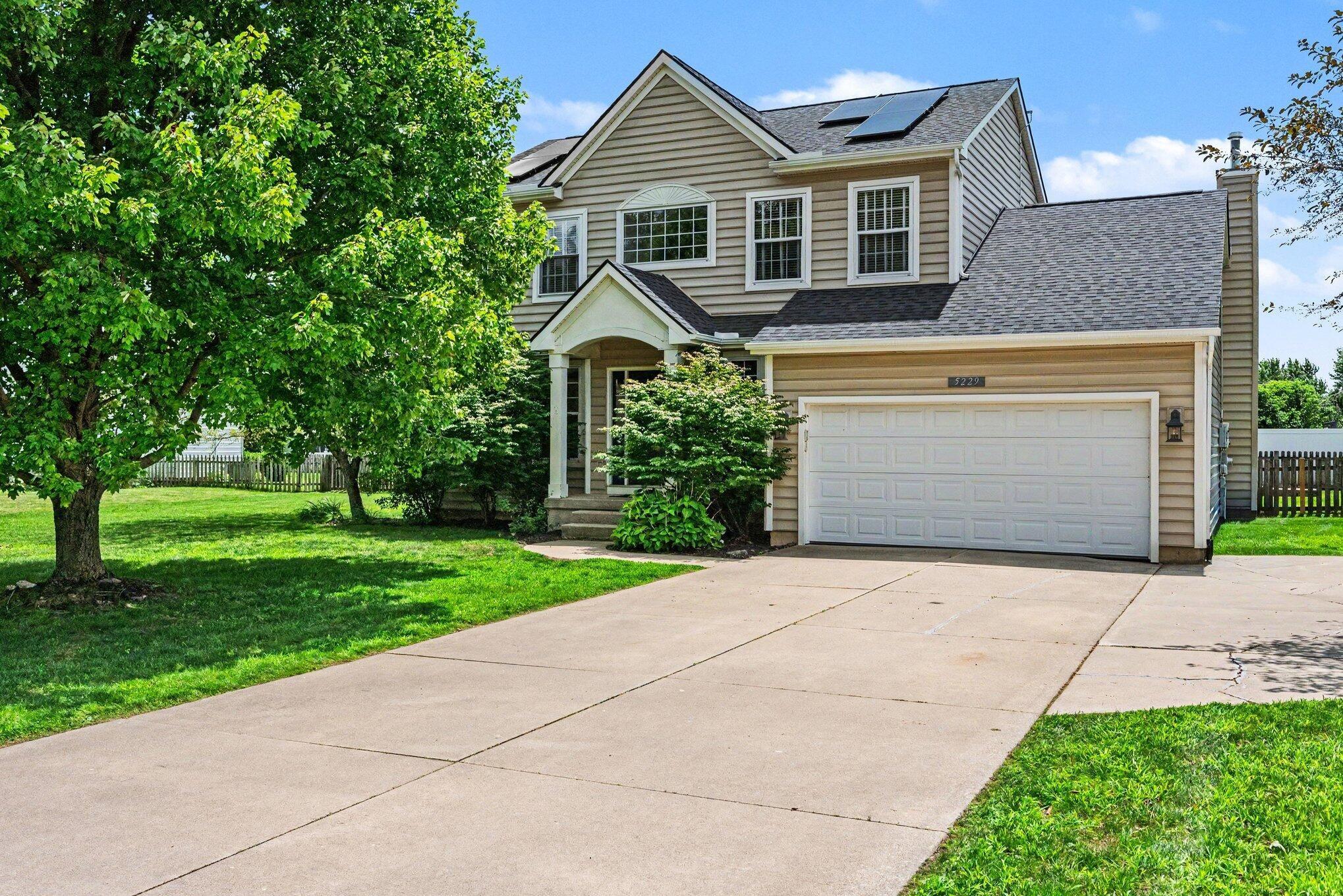 Stapleton Dr, Kalamazoo, MI 49009