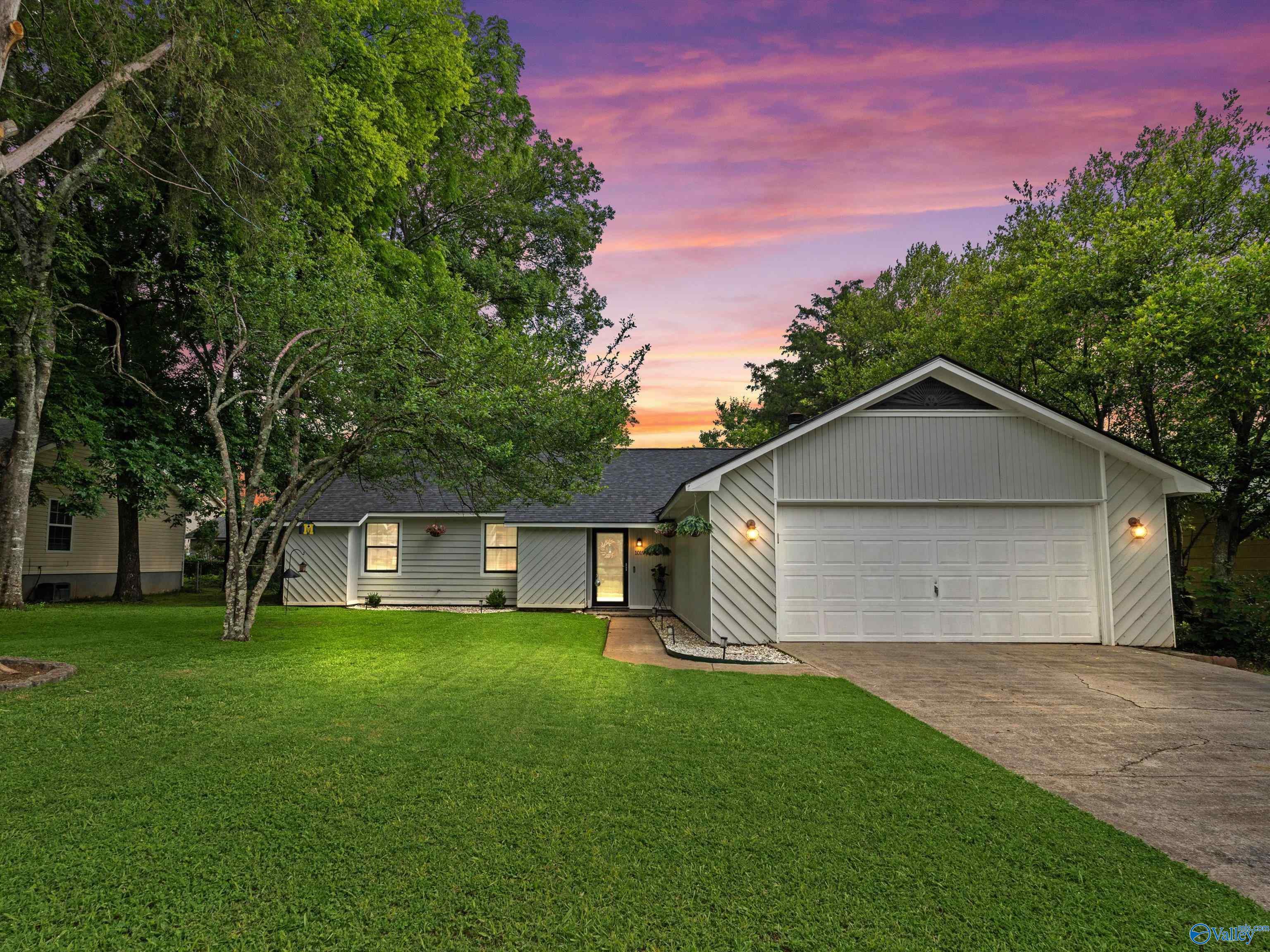 Shiloh St Se, Huntsville, AL 35803