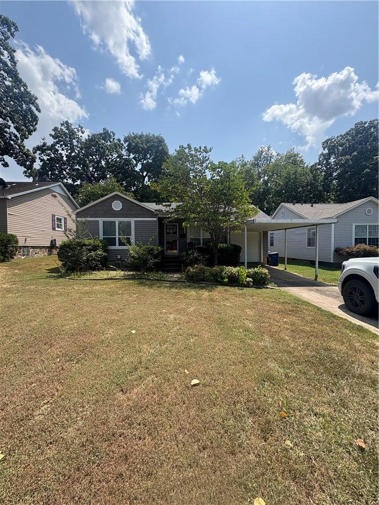 S Q St, Fort Smith, AR 72901