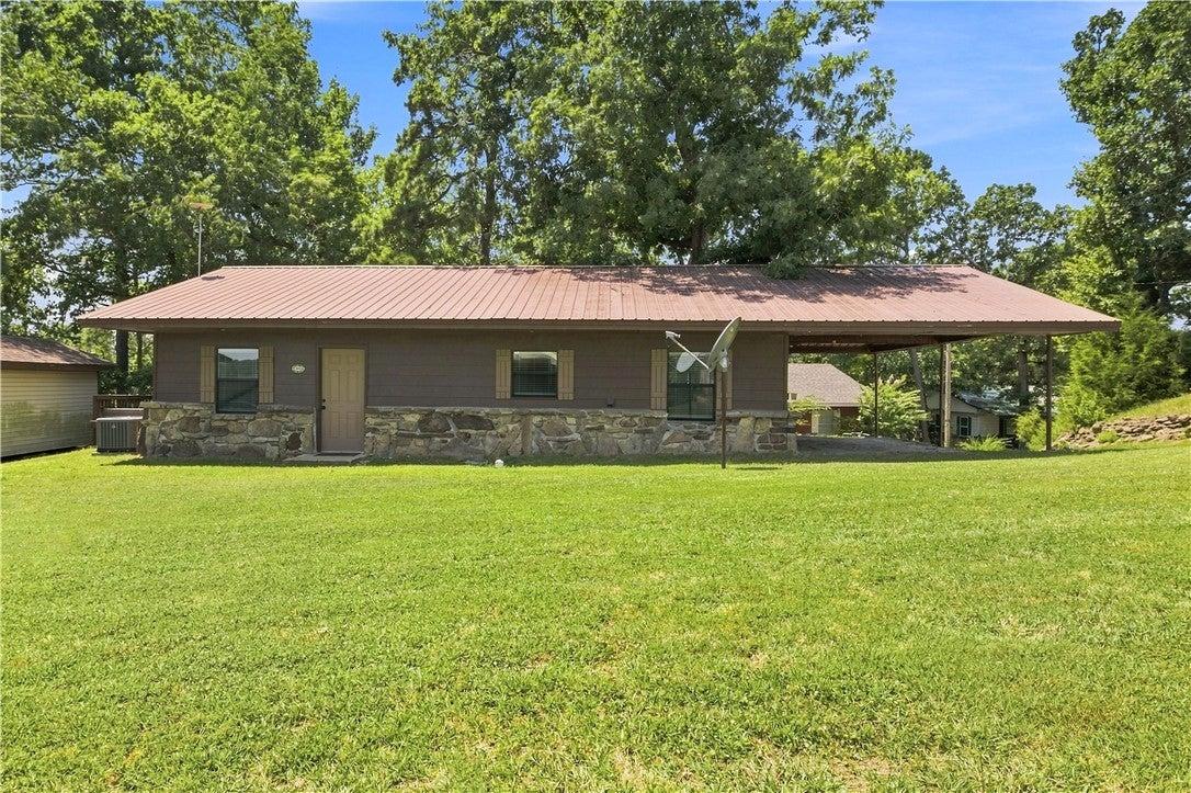 Jims Trl, Rogers, AR 72756