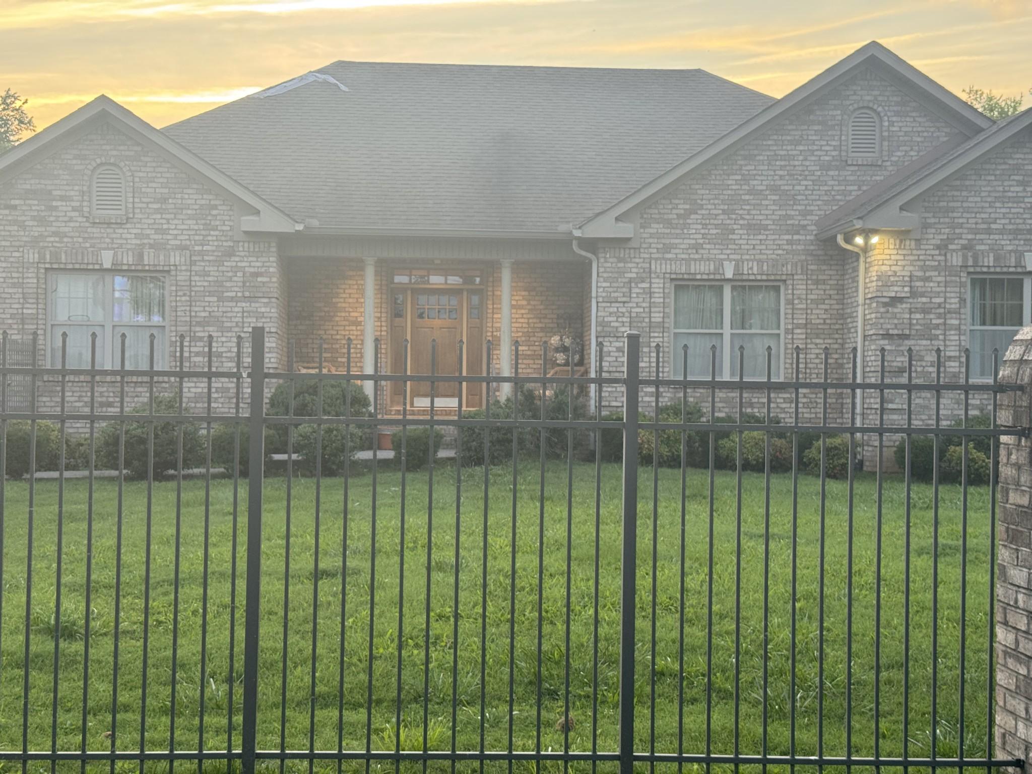 River Dr, Nashville, TN 37218