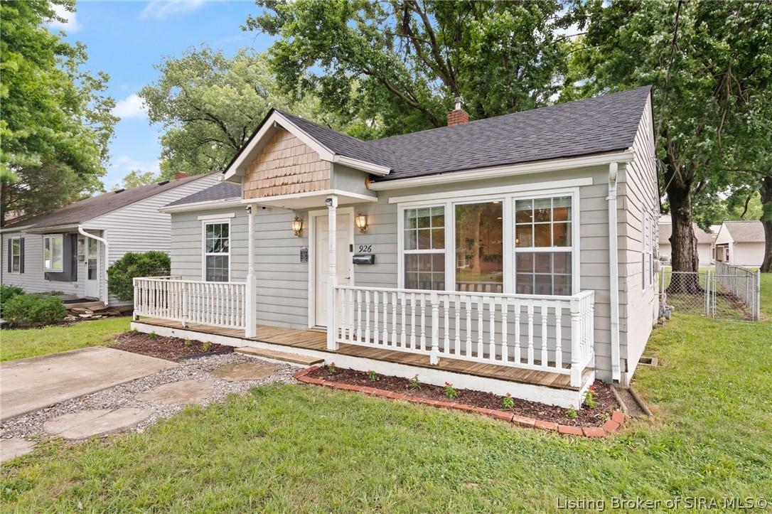 E 8th St, Jeffersonville, IN 47130