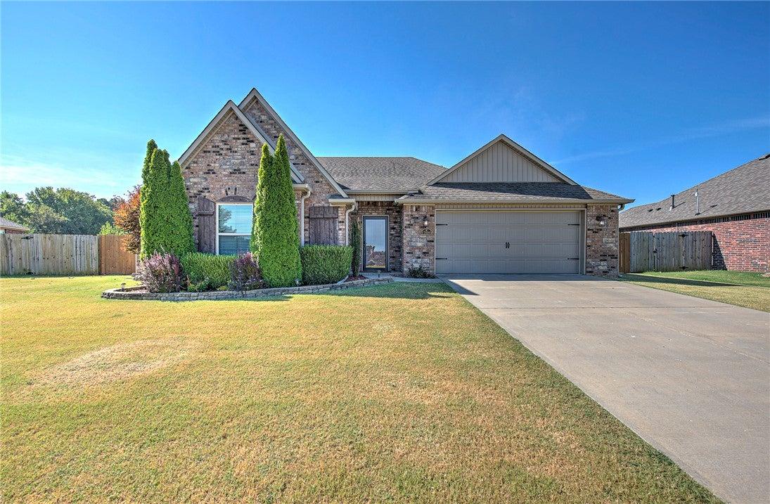 Canopy Oaks Rd, Farmington, AR 72730