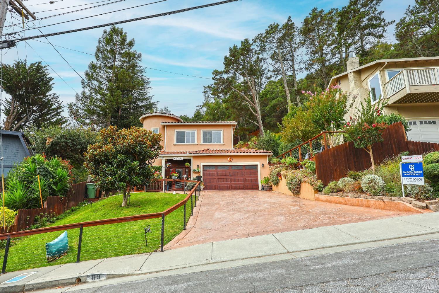 Graceland Dr, San Rafael, CA 94901