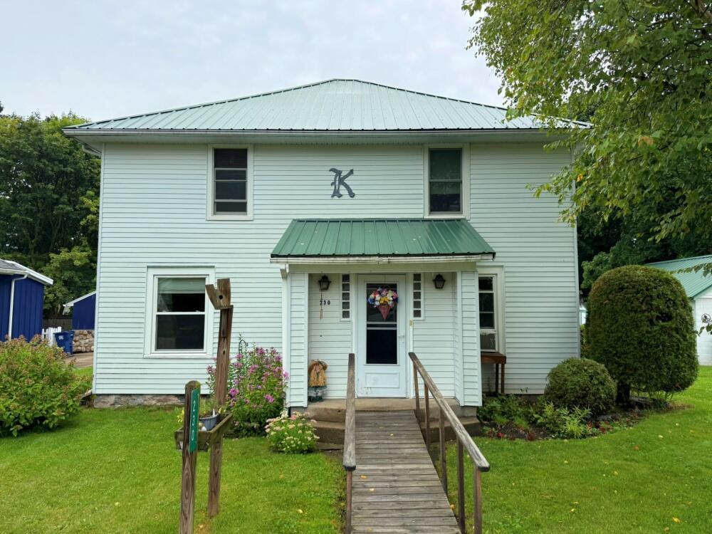 W Church St, Remus, MI 49340