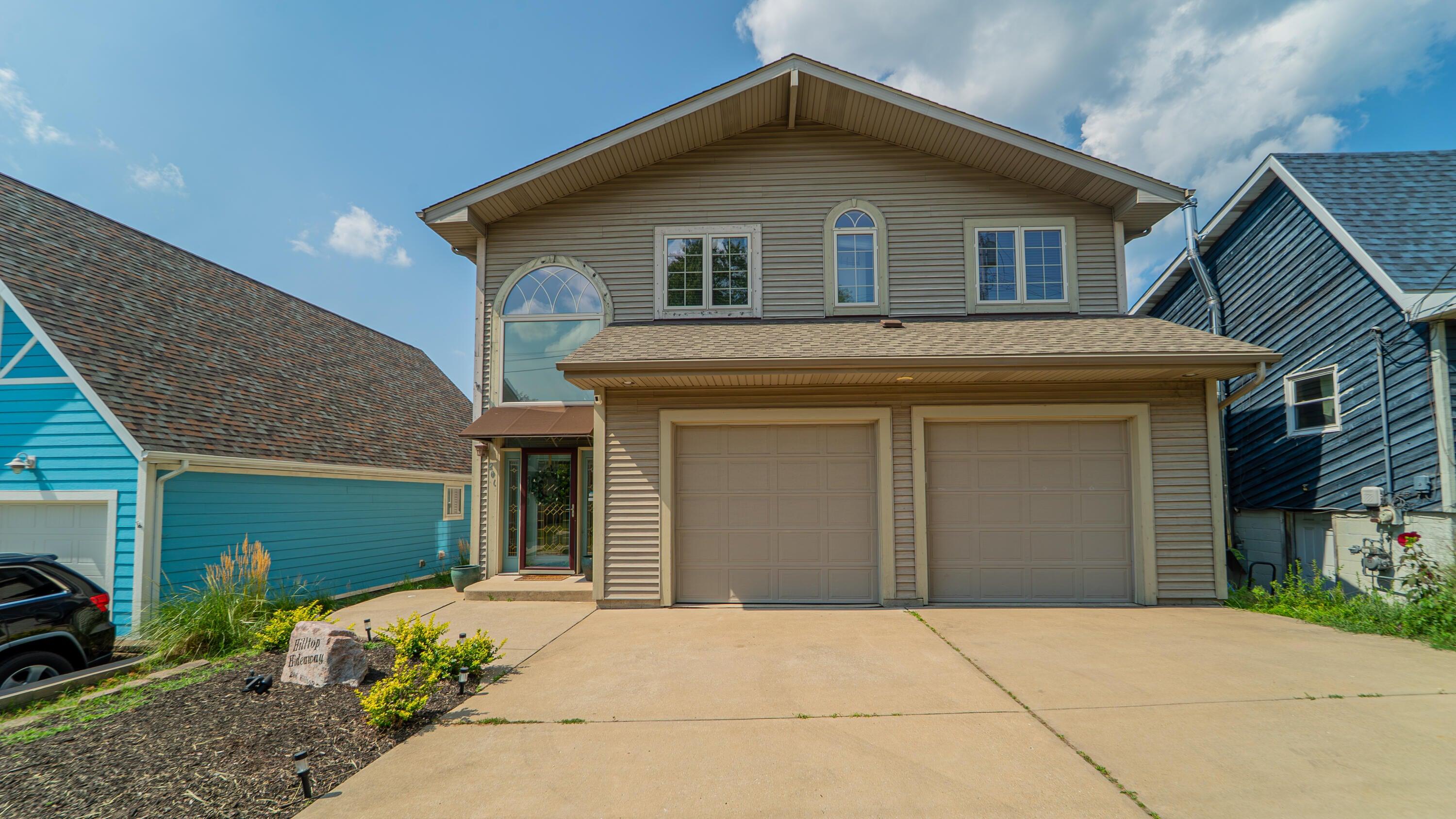Hilltop Ave, Michigan City, IN 46360