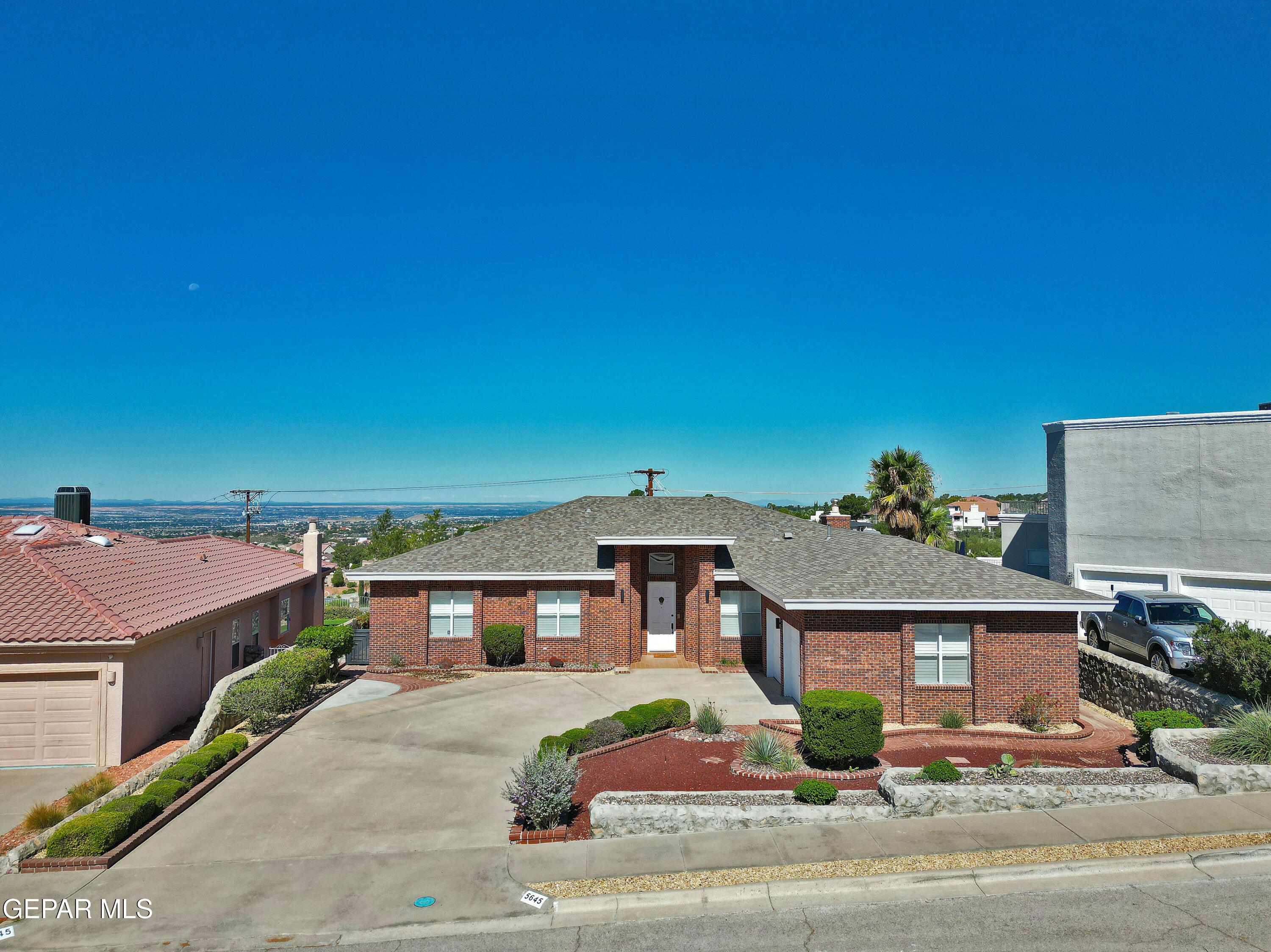 Buckley Dr, El Paso, TX 79912