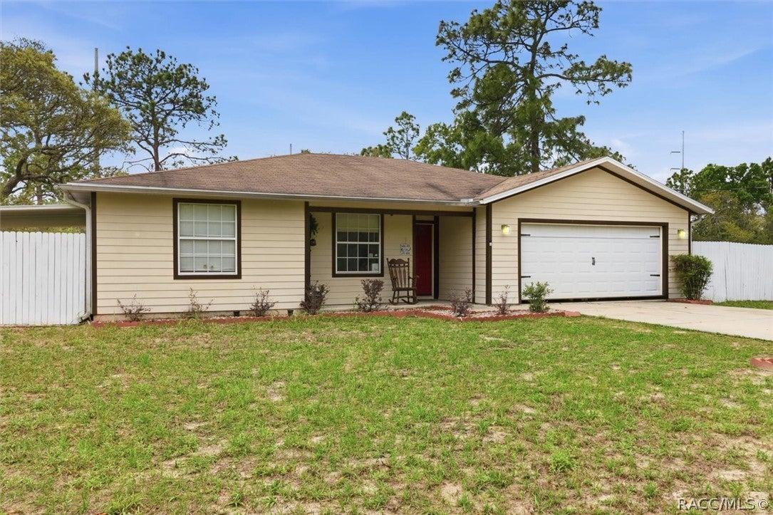 S Raymo Ter, Lecanto, FL 34461