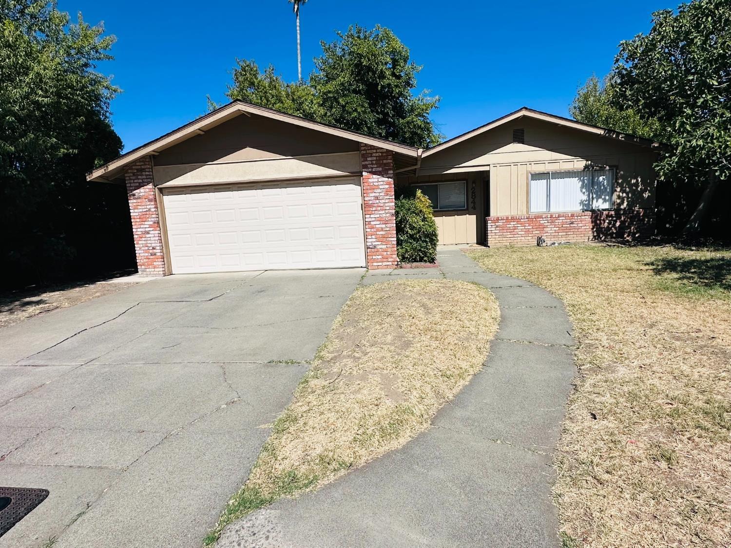 Seine Ave, Davis, CA 95616