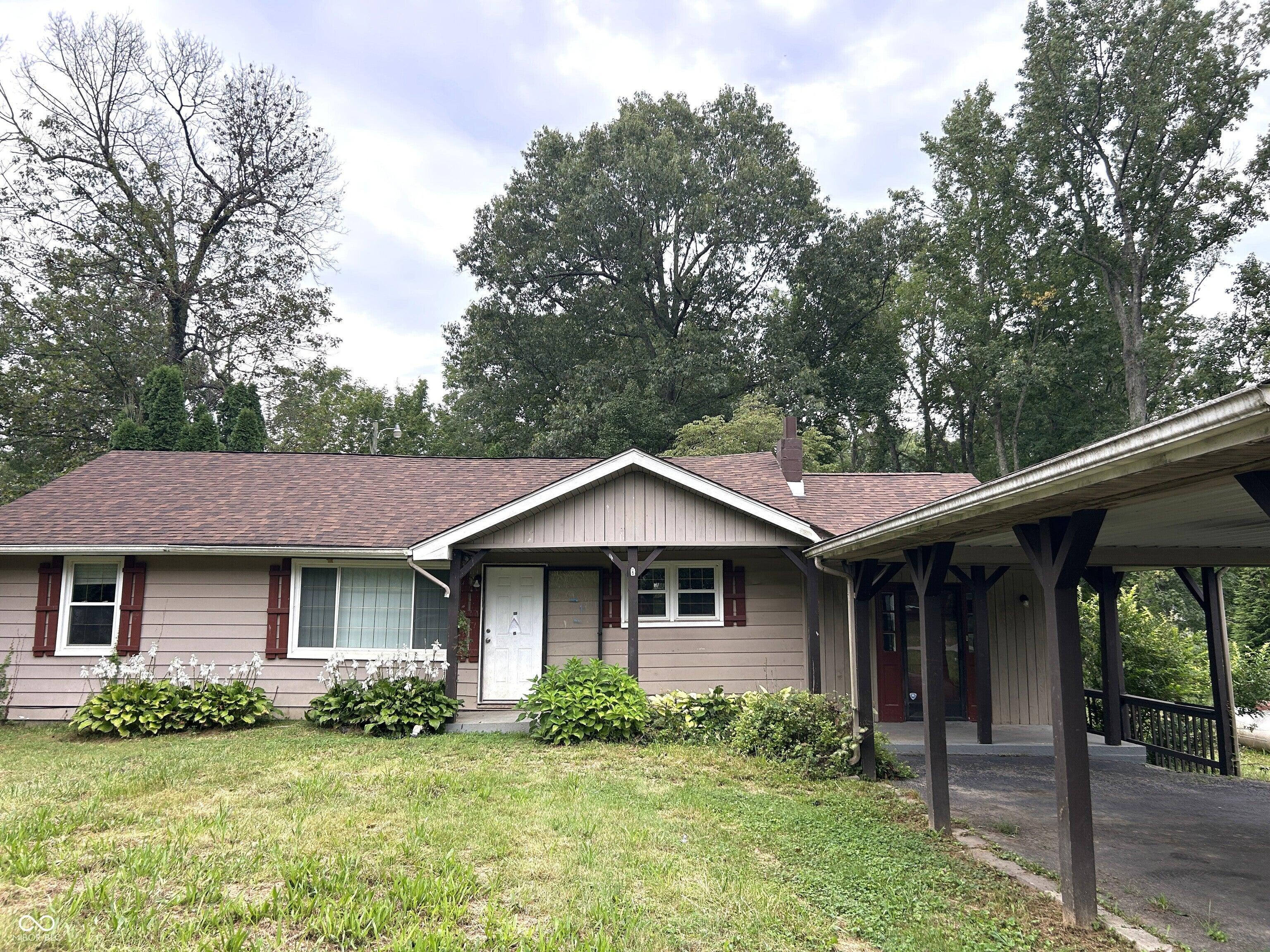 E Booe Rd, Austin, IN 47102