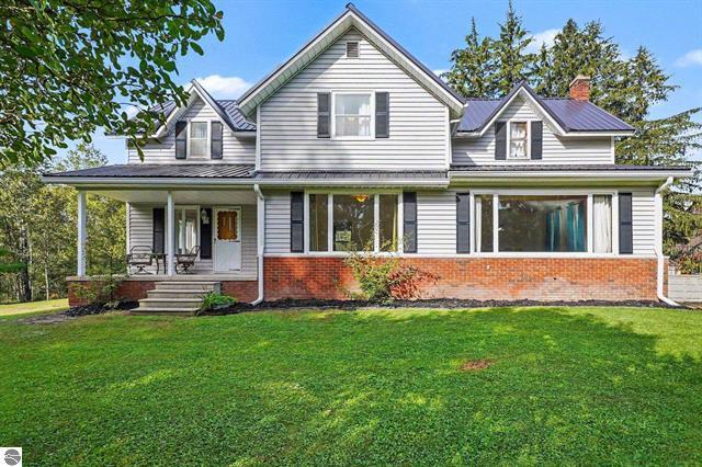 S Fairview Rd, West Branch, MI 48661