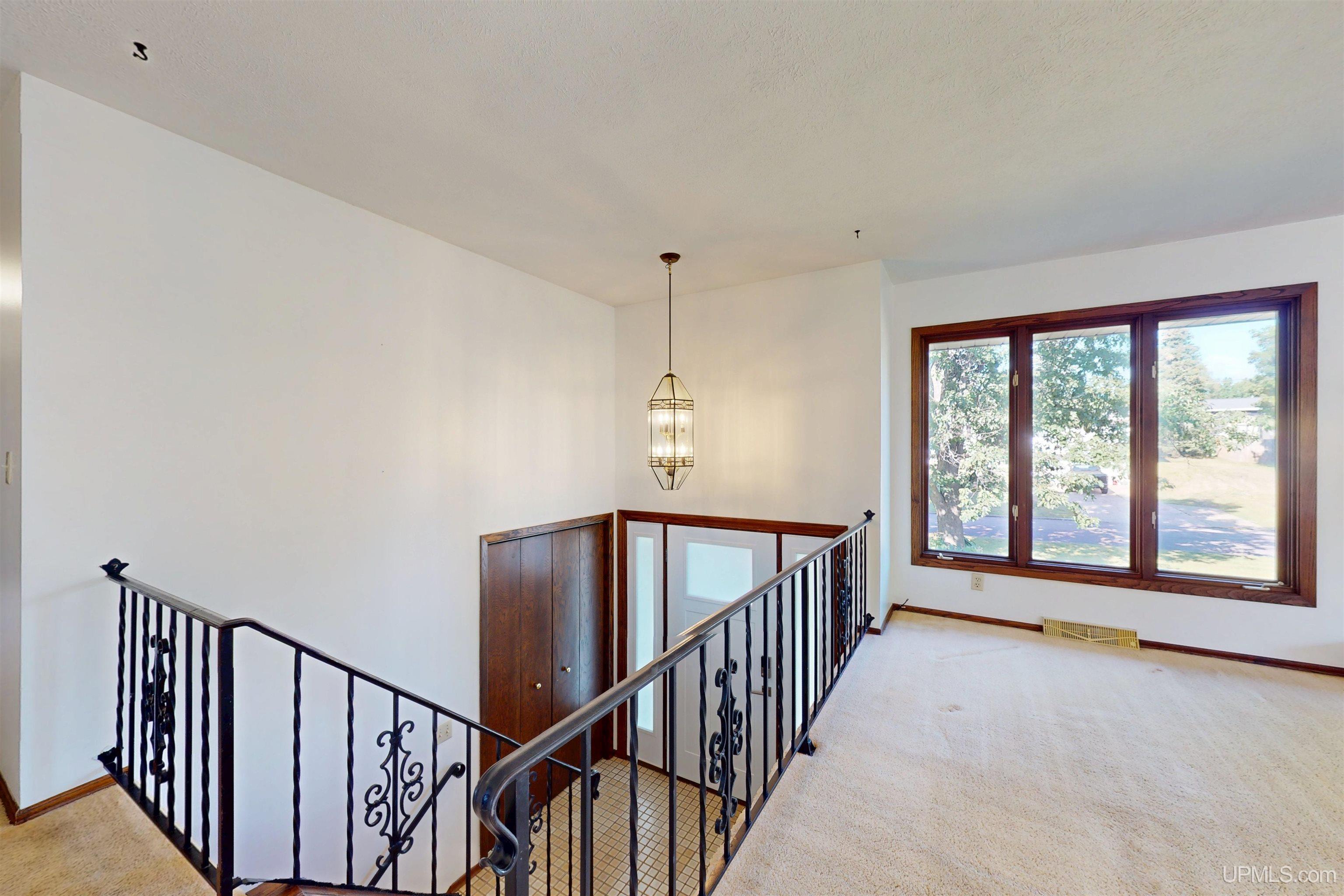 S Lilac St, Ishpeming, MI 49849
