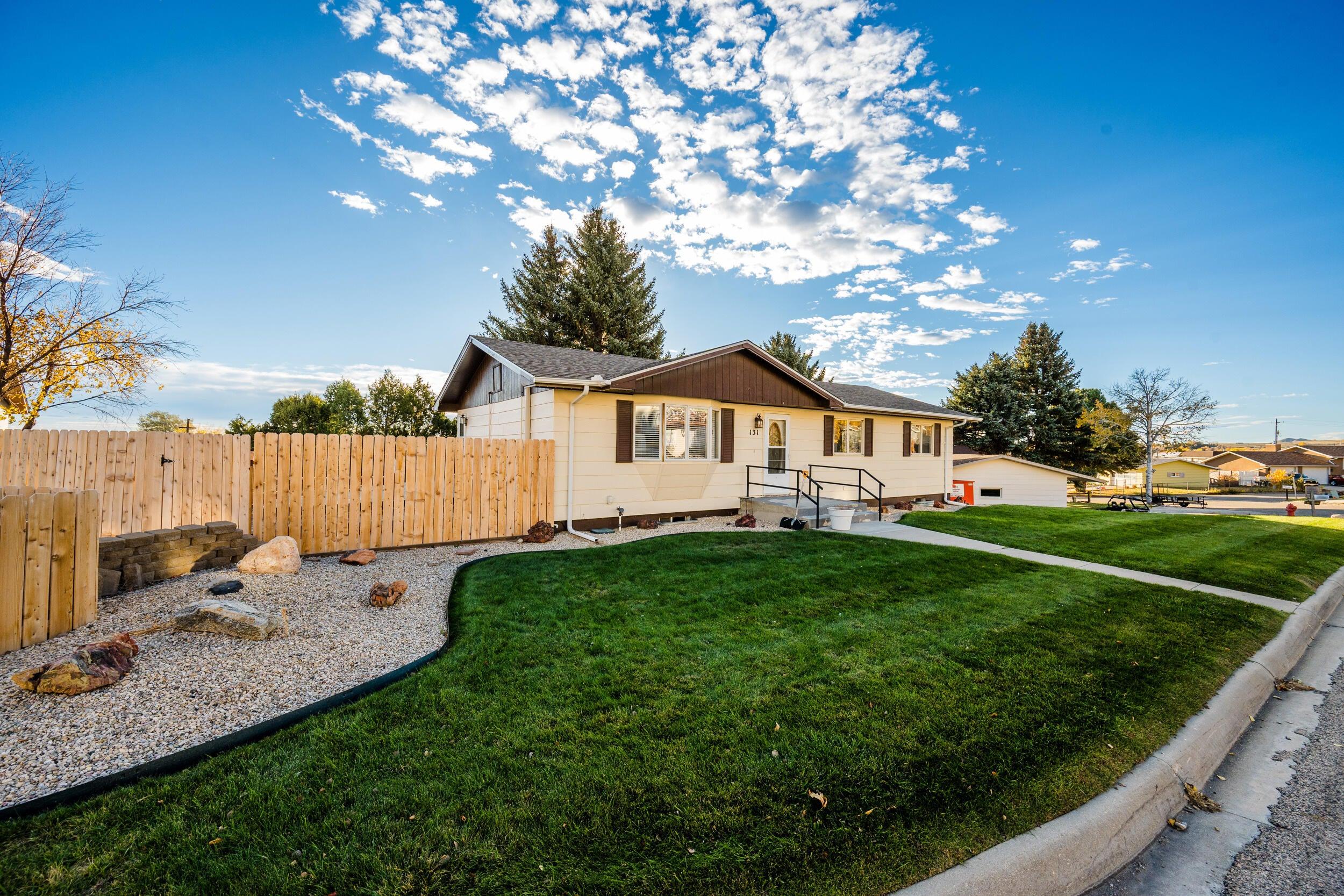 Norma Dr, Buffalo, WY 82834