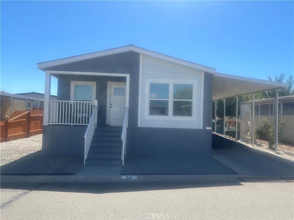 Mariposa Rd, Victorville, CA 92395