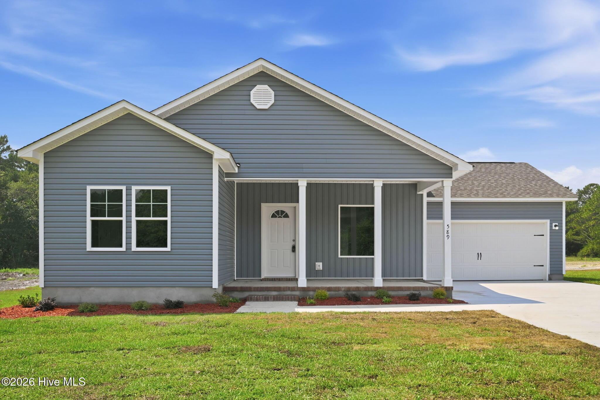 Batchelor Rd, Richlands, NC 28574