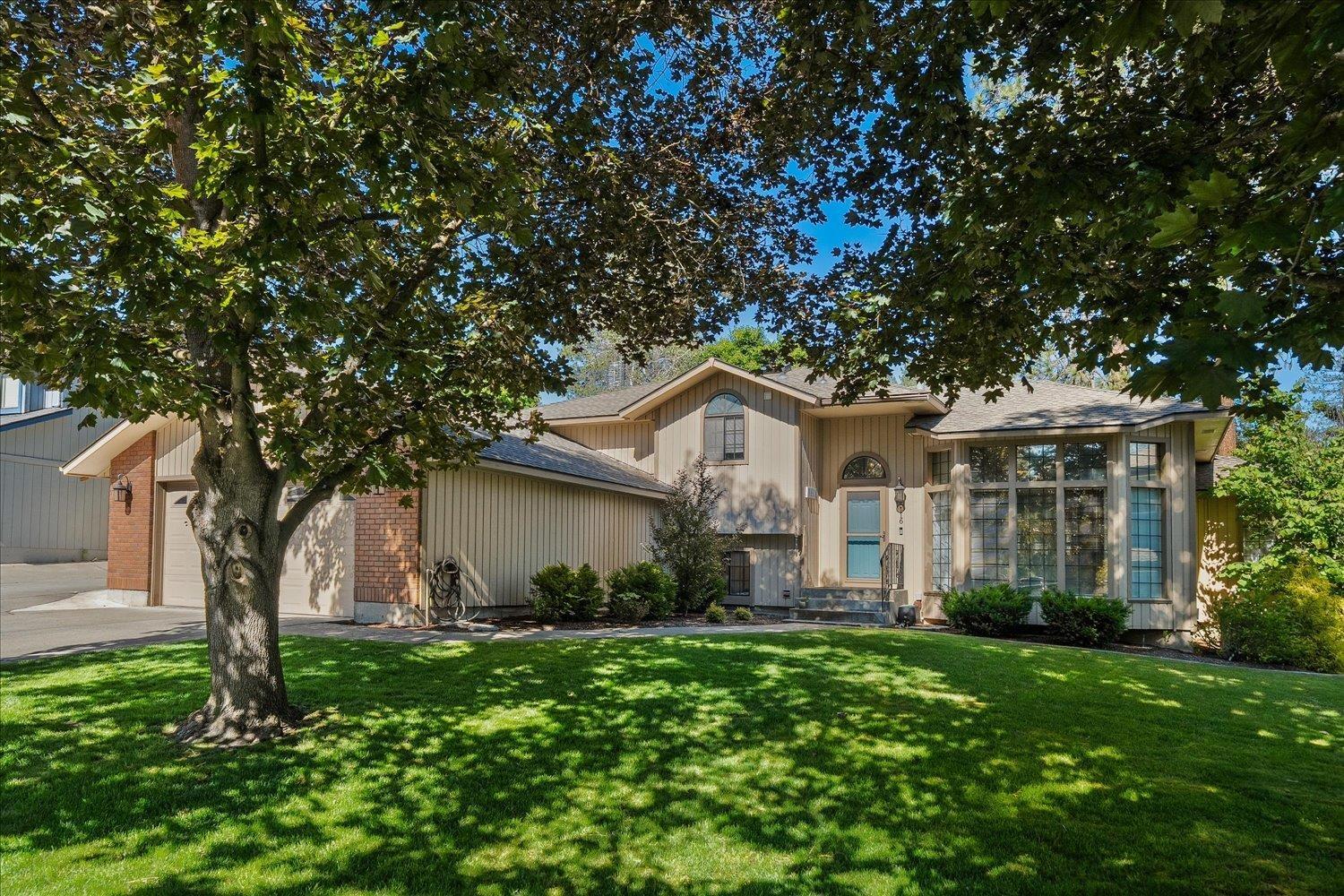 W Ridgecrest Dr, Spokane, WA 99208
