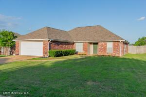Kings Ridge Cir, Brandon, MS 39047