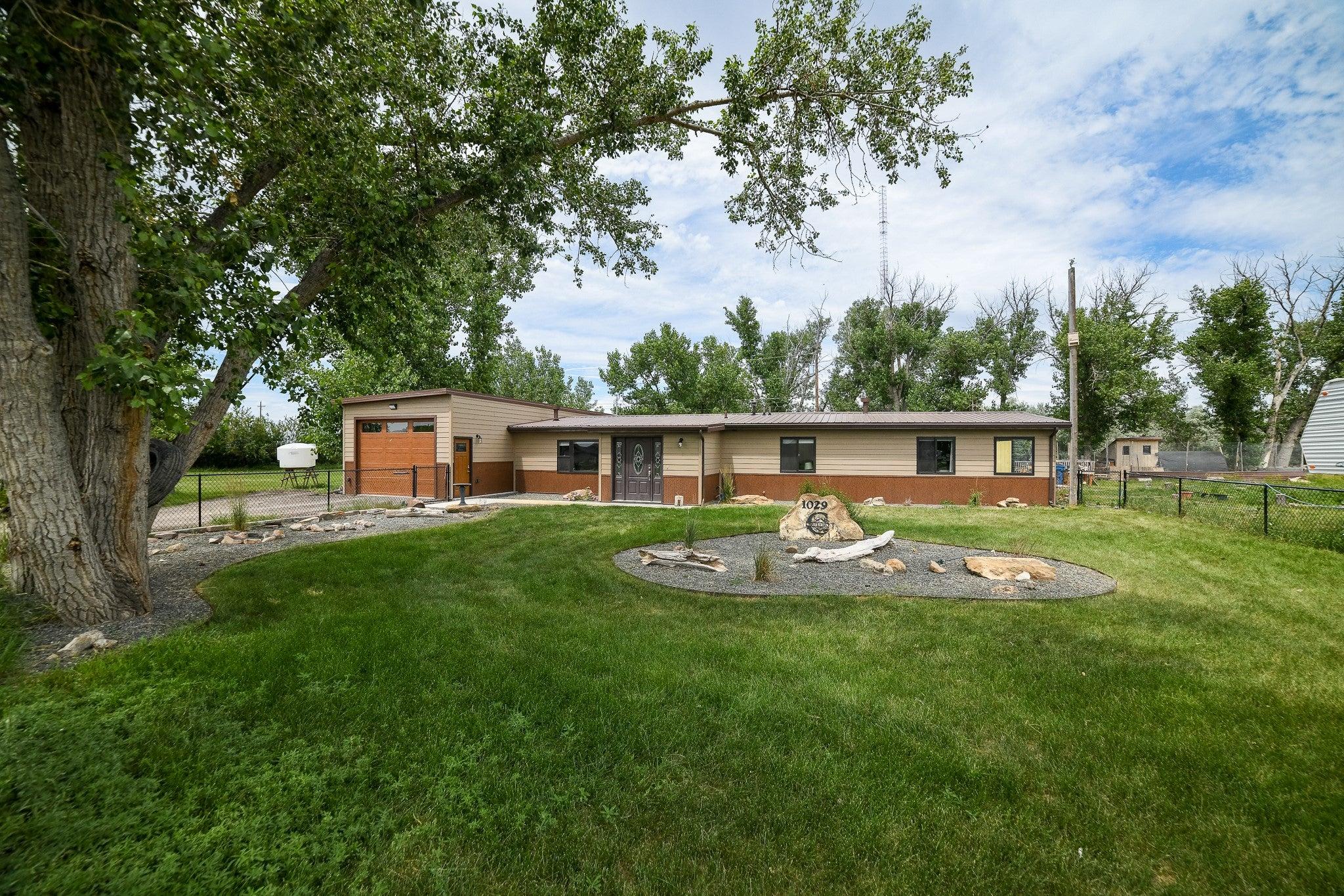 Suburban Dr, Great Falls, MT 59404