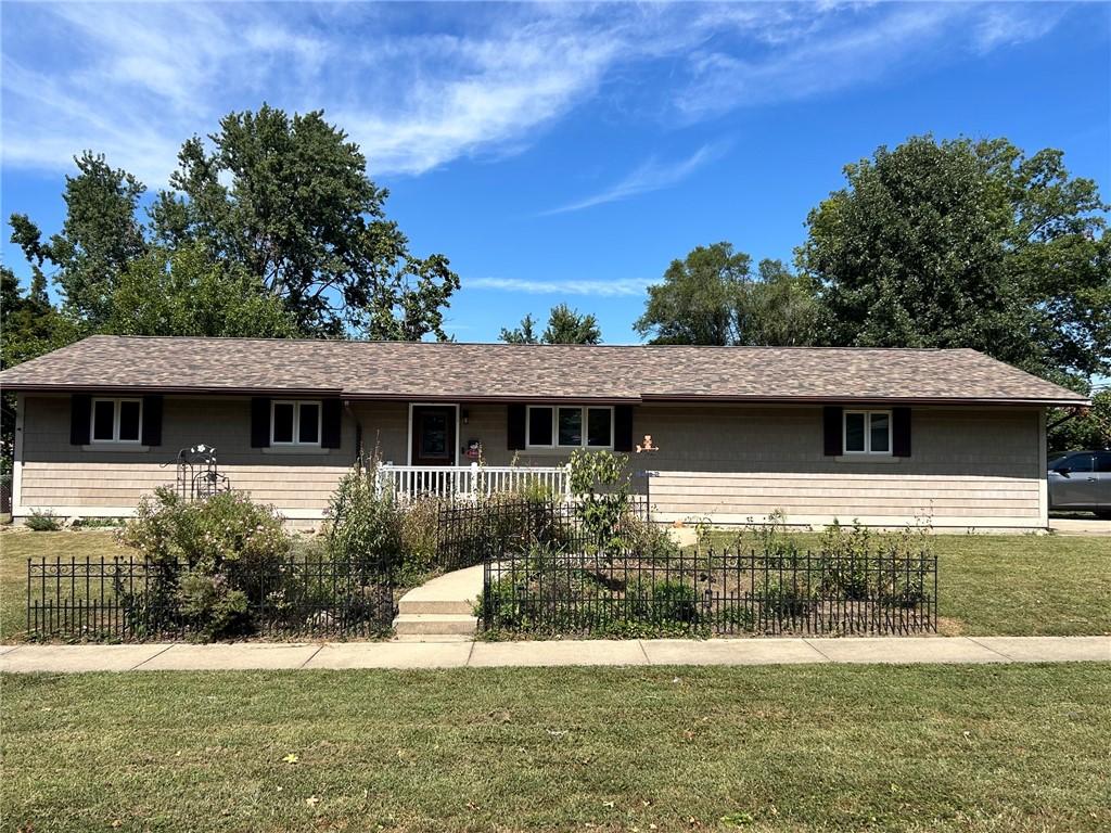 Harrison Ave, Charleston, IL 61920