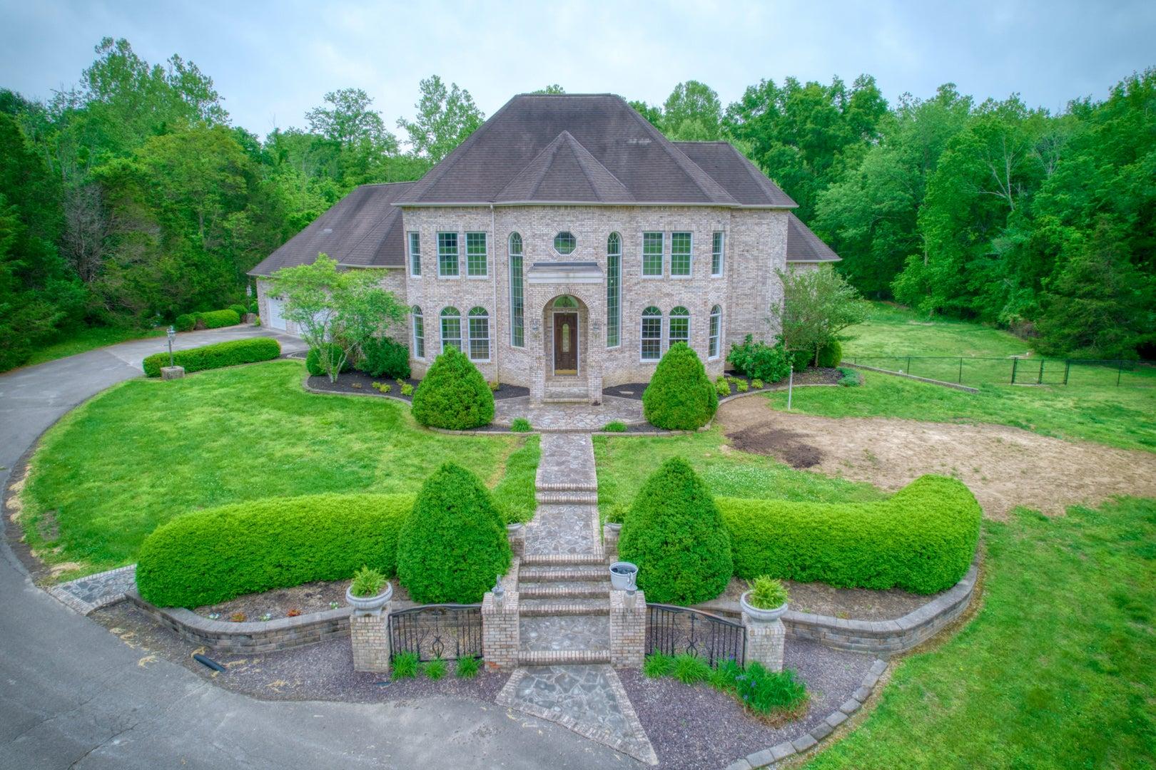 W Striegel Rd, Carbondale, IL 62901