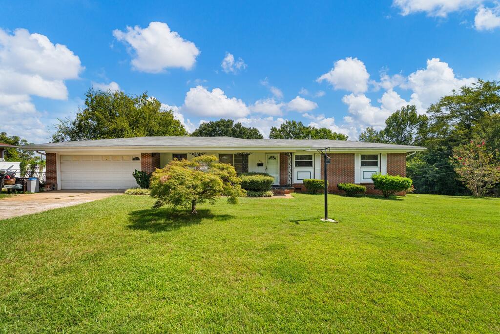 Monaco Dr, Columbus, GA 31903