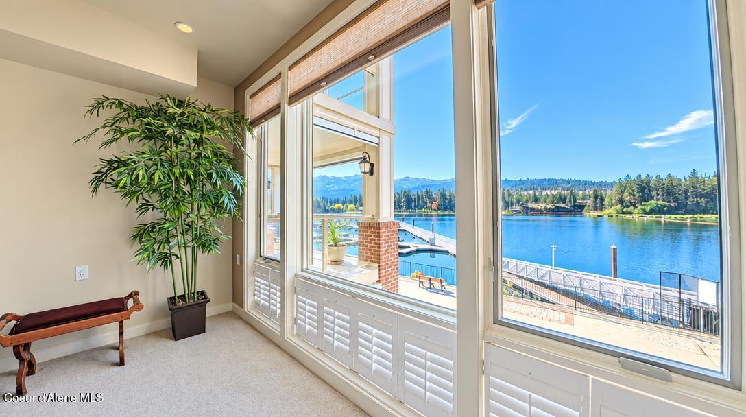 W Waterside Dr, Post Falls, ID 83854
