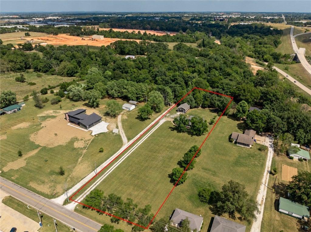 Spring Creek Rd, Lowell, AR 72745