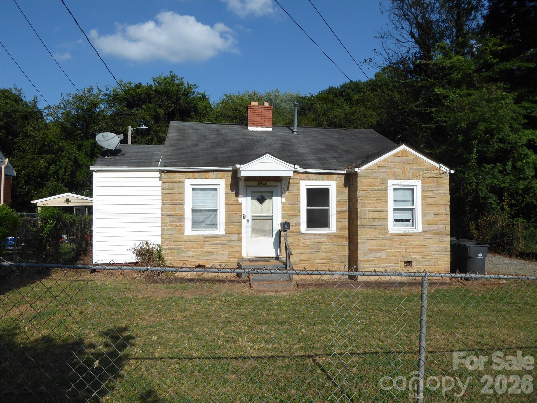 Elon St, Charlotte, NC 28208