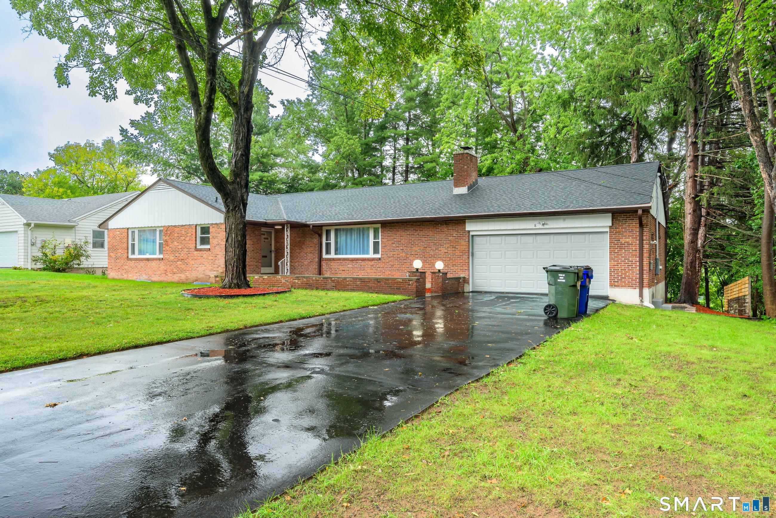 Lincoln Ave, West Hartford, CT 06117