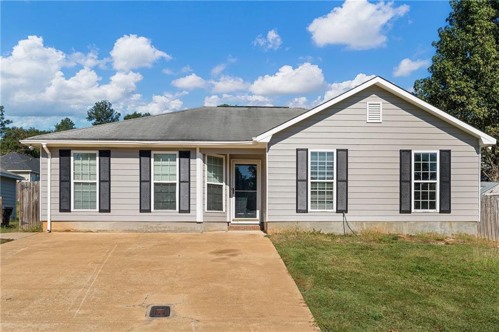 Lonesome Pine Ct, Phenix City, AL 36869