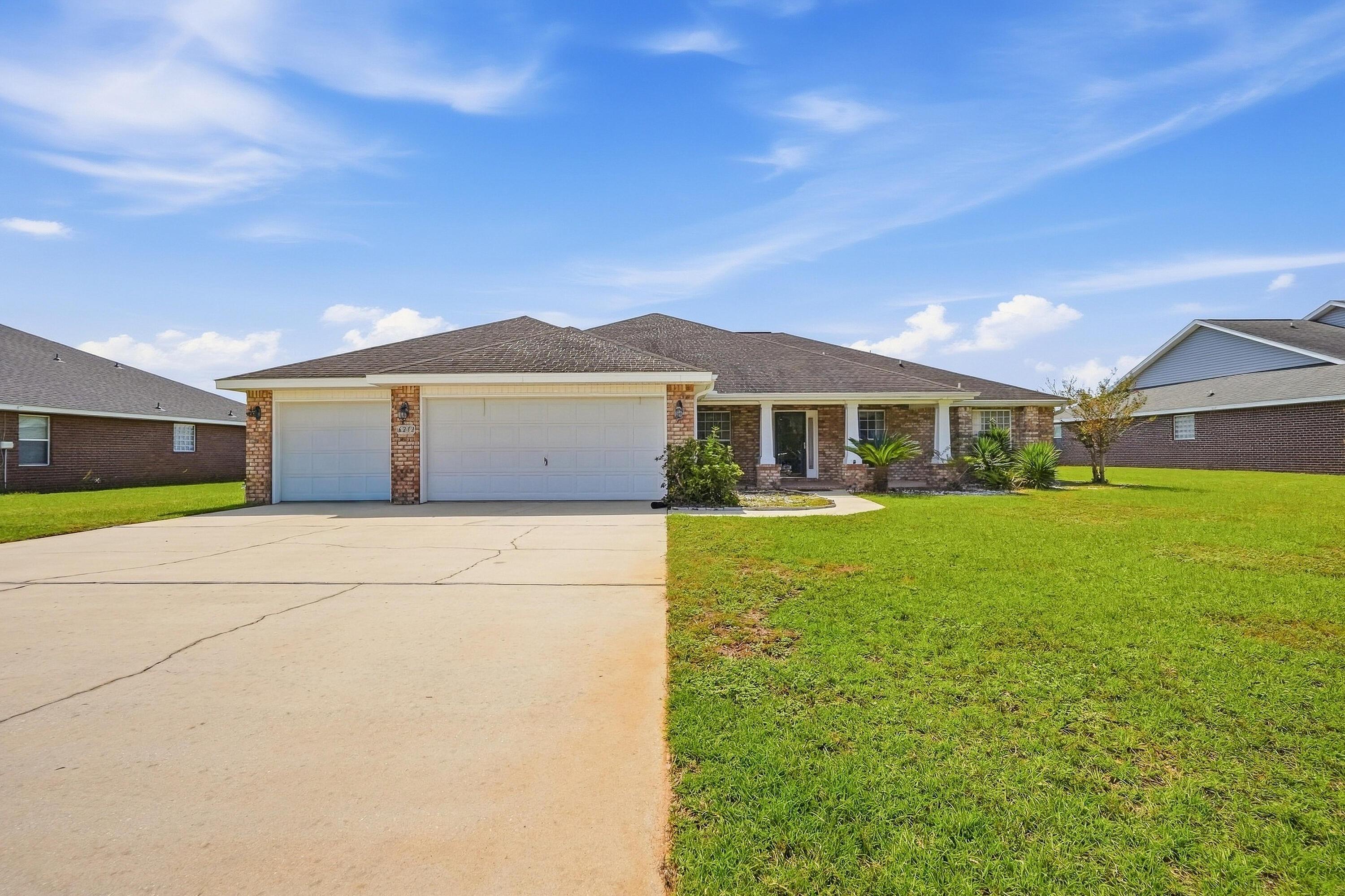 Lapis Ln, Crestview, FL 32539