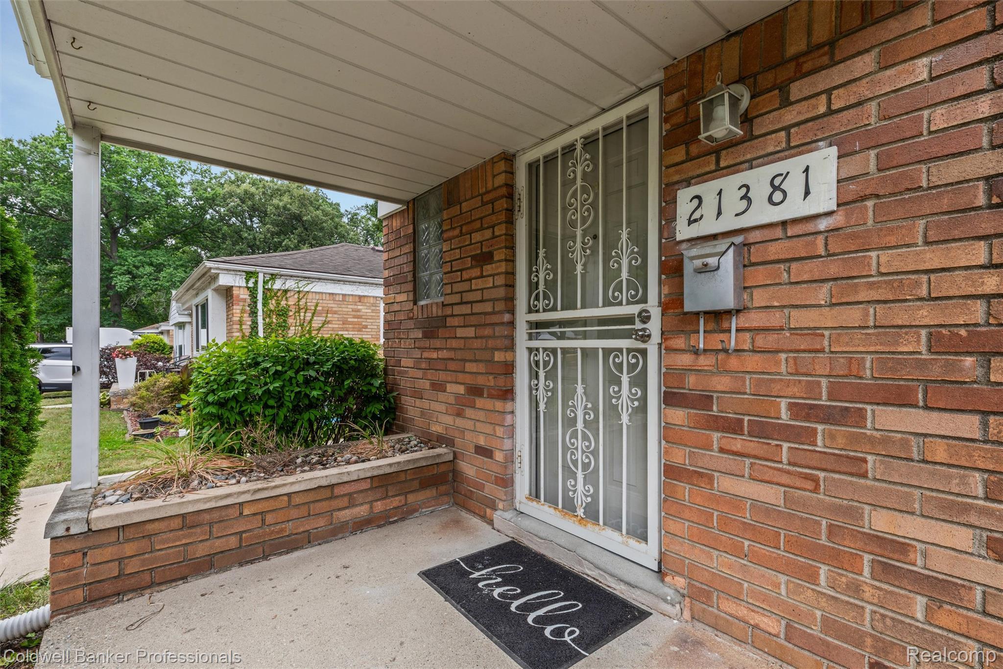 Kipling St, Oak Park, MI 48237