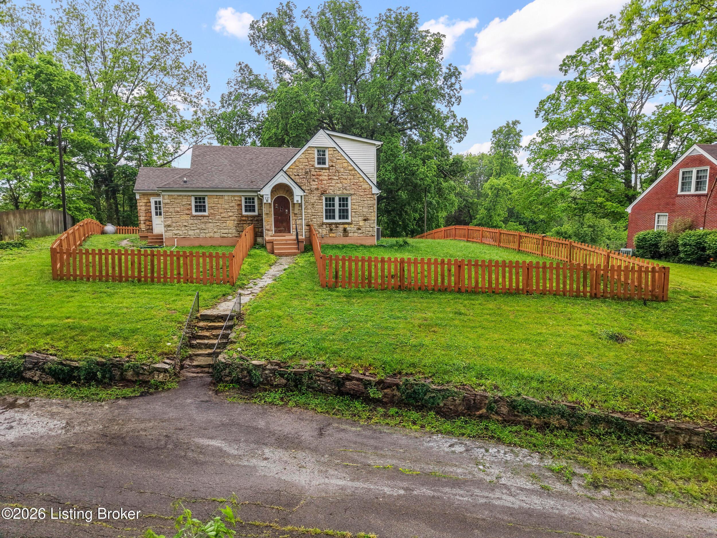 Eastview Dr, Taylorsville, KY 40071