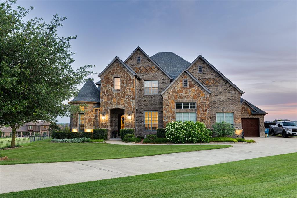 Bella Milano Dr, Fort Worth, TX 76126
