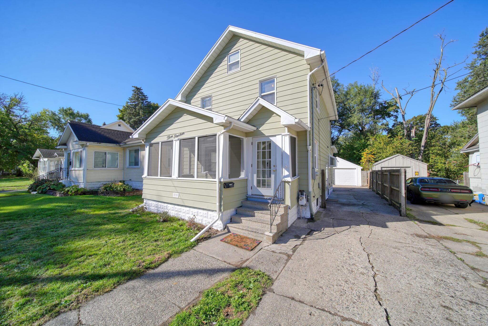 Orange St, Jackson, MI 49202