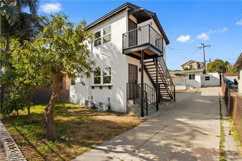 Adkisson Ave, Los Angeles, CA 90063