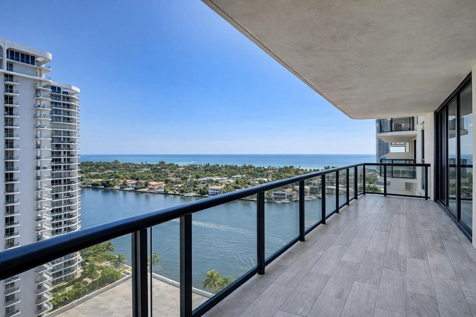 Turnberry Way, Miami, FL 33180