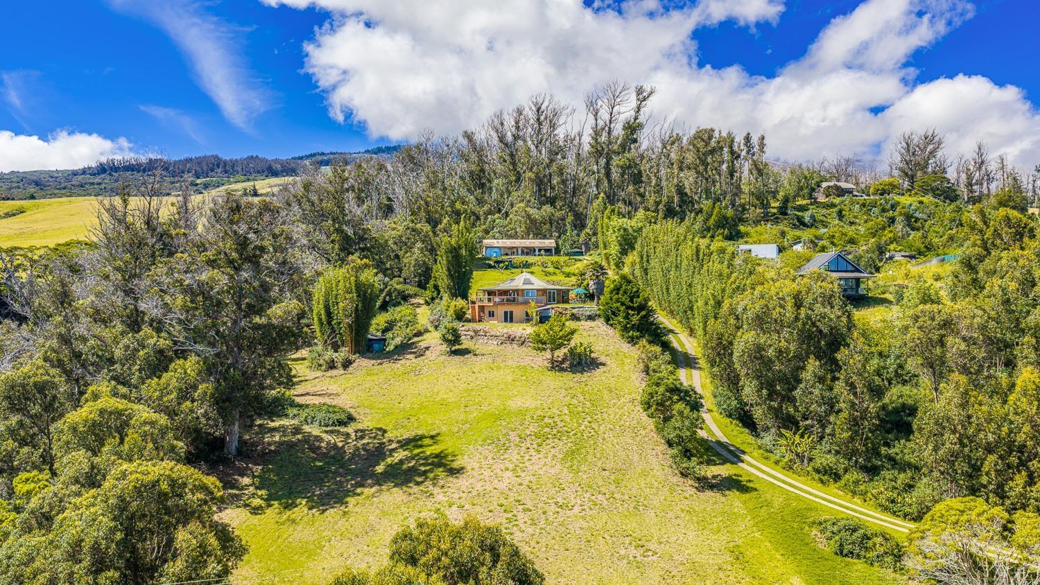 Alaluana Rd, Makawao, HI 96768