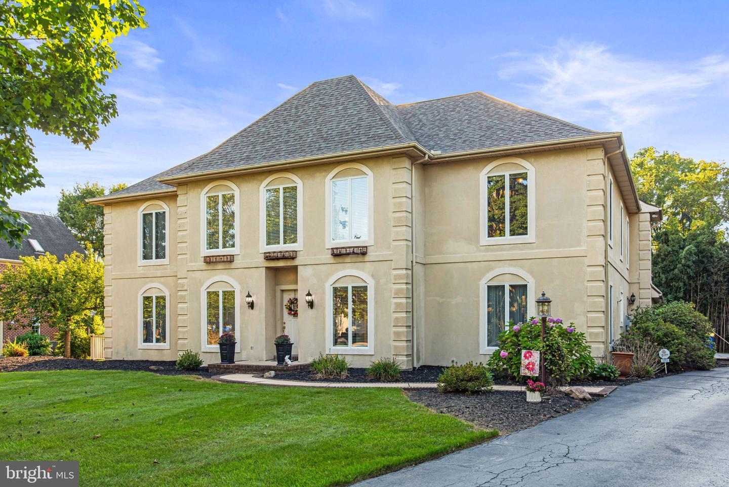Wetherburn Dr, York, PA 17404