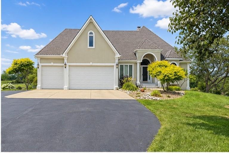 E Walnut St, Raymore, MO 64083