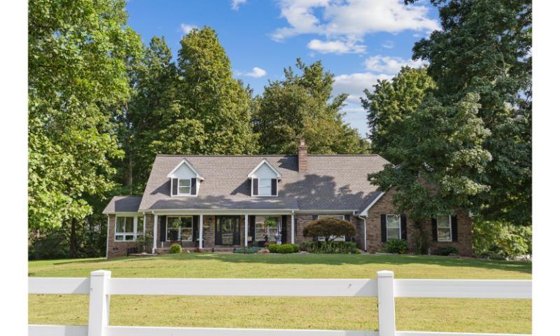 Corydon Geneva Rd, Henderson, KY 42420