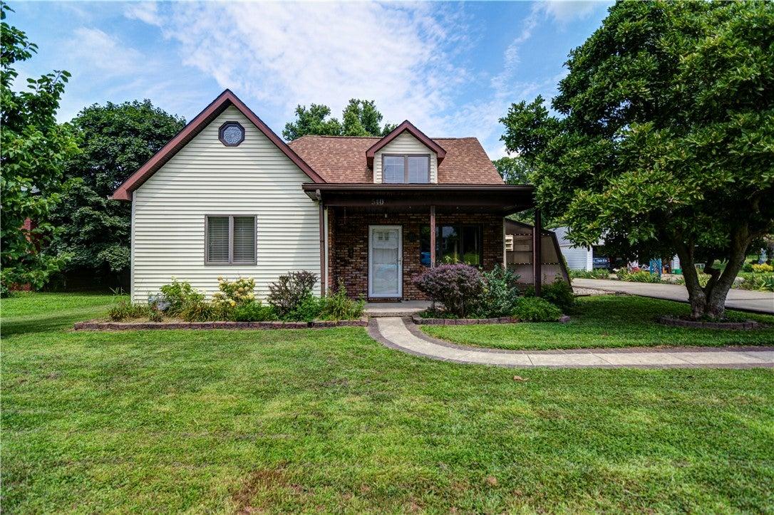 W Main St, Mt Zion, IL 62549
