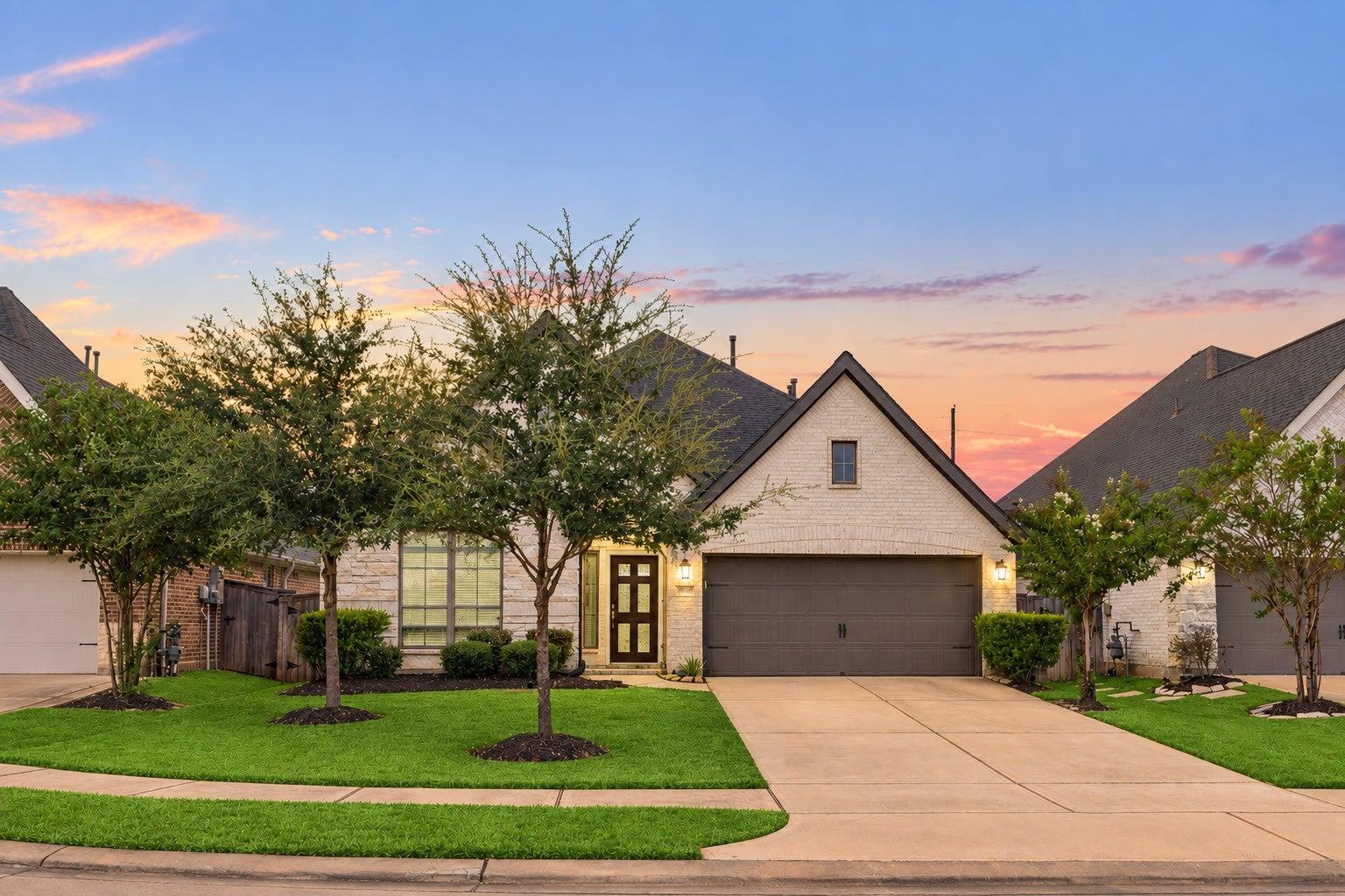 Wildthorne Ct, Katy, TX 77494