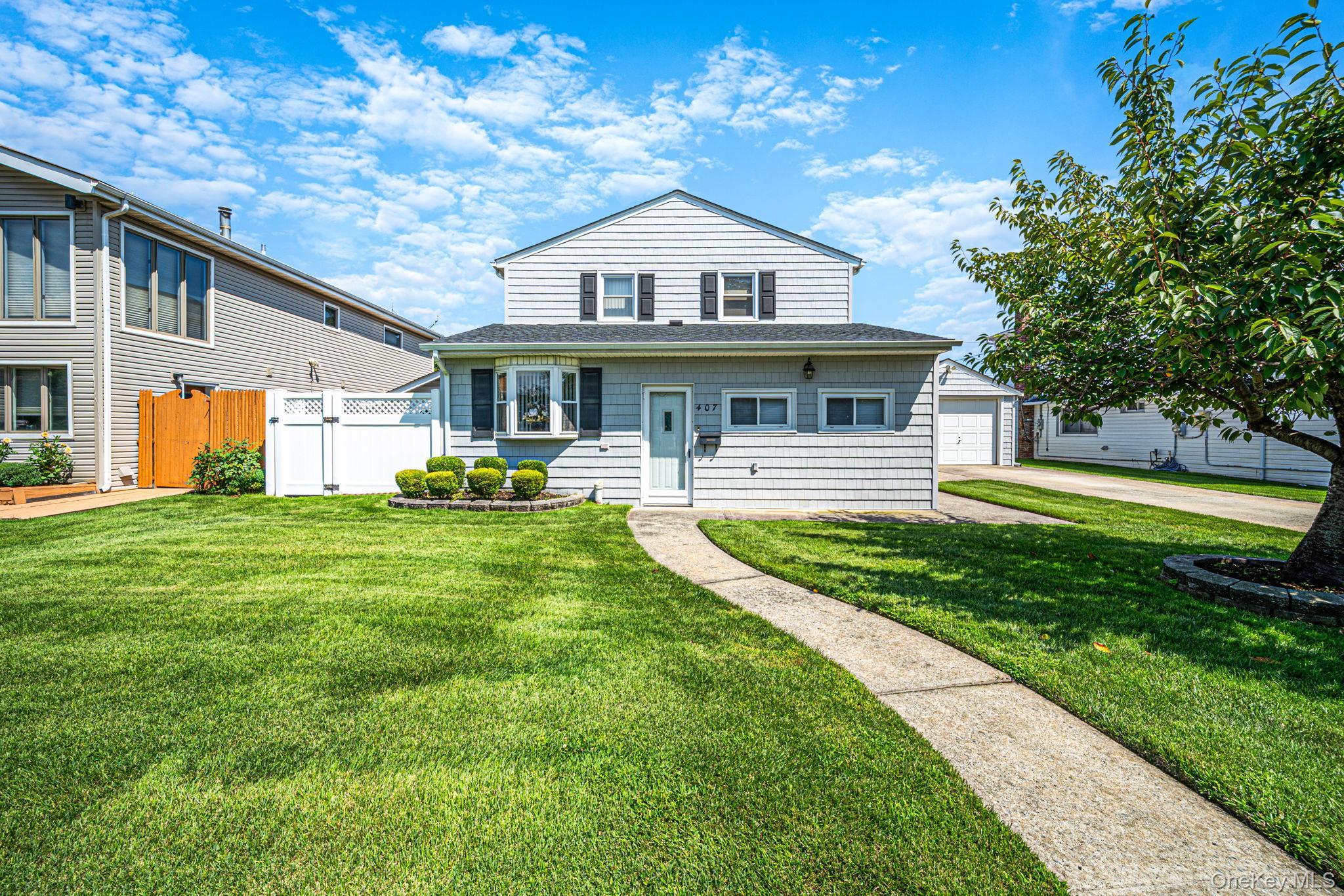 Argyle Rd, East Meadow, NY 11554
